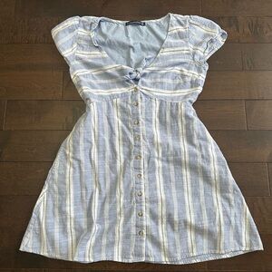 Abercrombie & Fitch Striped Dress in Blue & White Size Small Petite